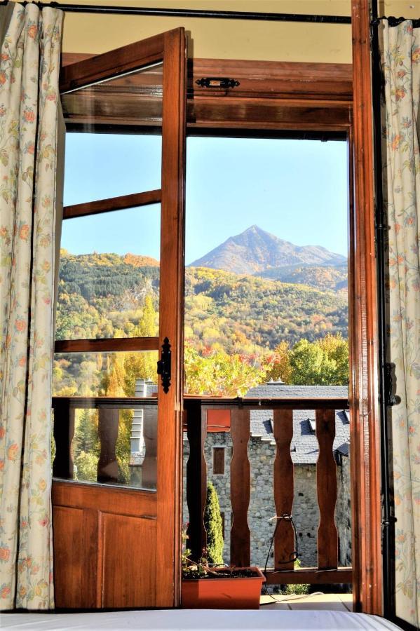 Chardin D'alto-apartamentos Chardins Holiday home *